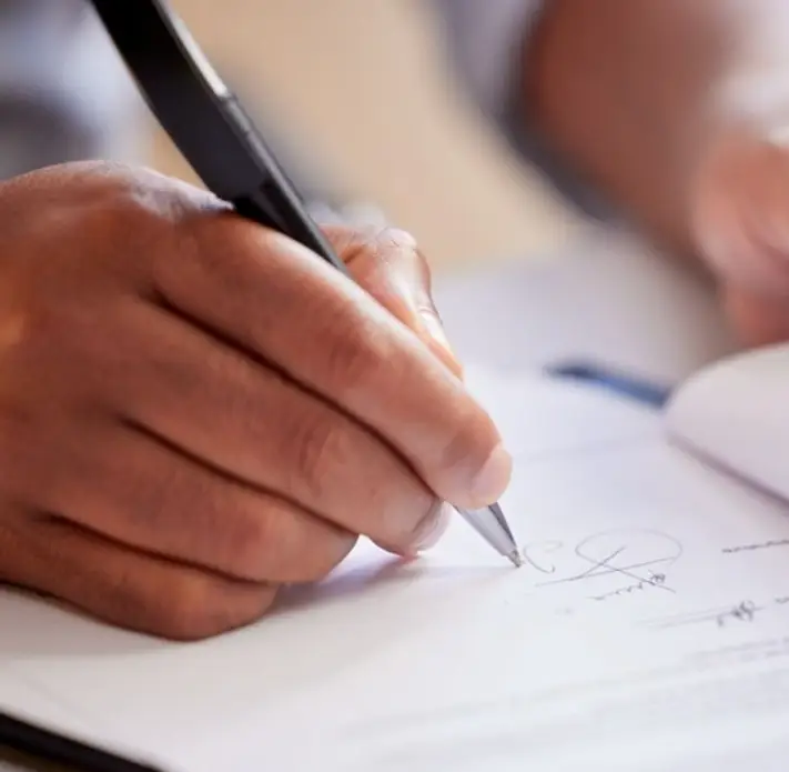 firma-contrato-abogados-derecho-civil-palma
